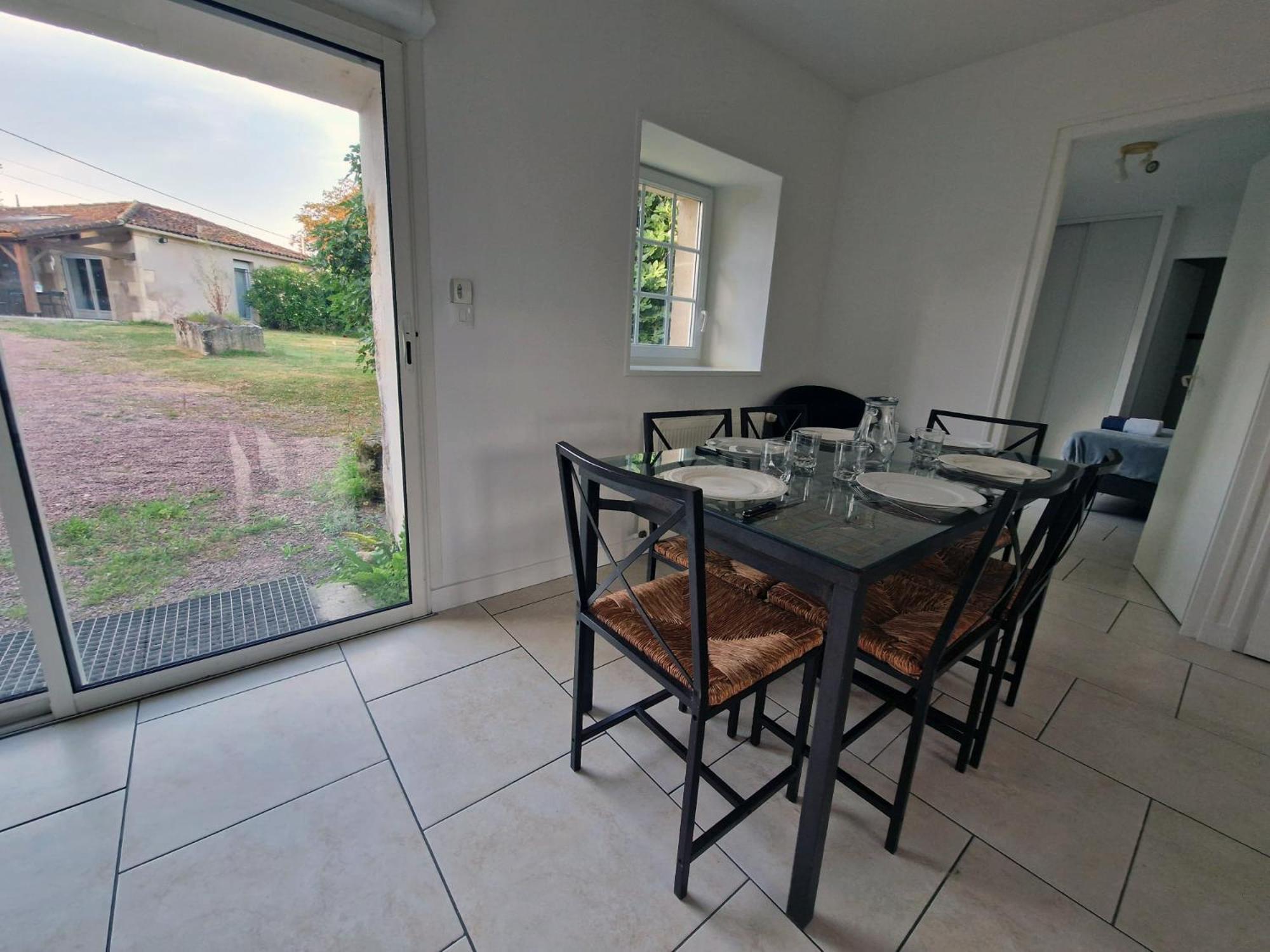 Ferienhaus La Source, Location Saisonniere Proche
