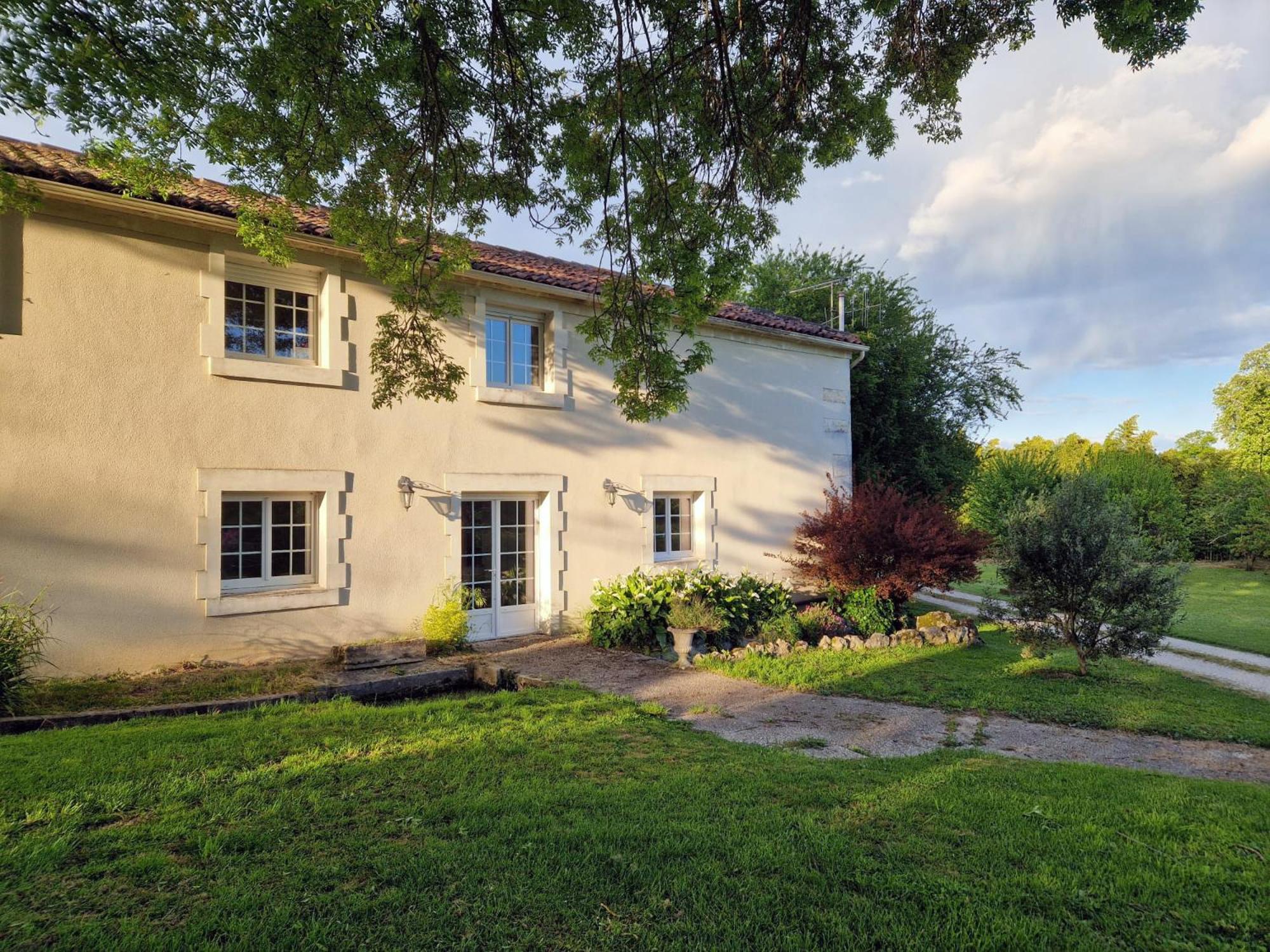 La Source, Location Saisonniere Proche Ferienhaus